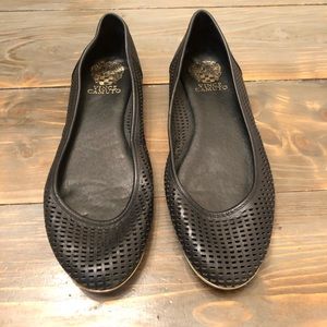 Vince Camuto flats